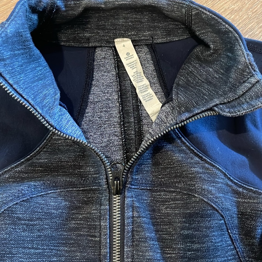 Lululemon Jacket - Picture 4 of 7